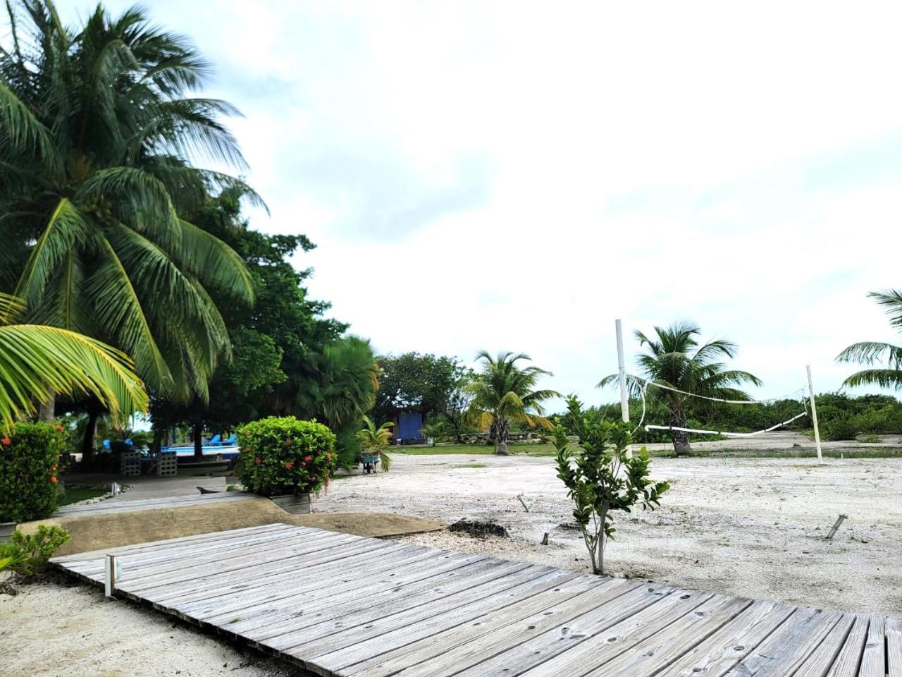 Brahma Blue Resort San Pedro  Exterior photo